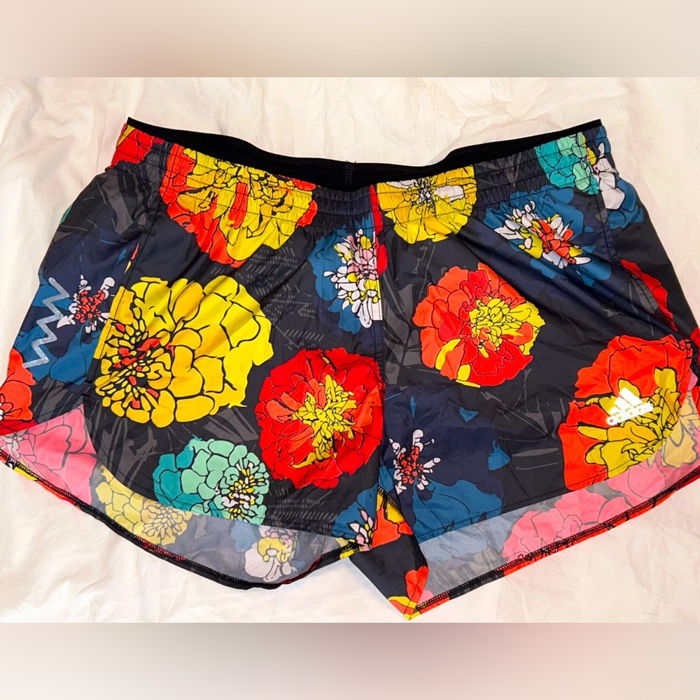 Adidas Women's Run Fast Flower Shorts